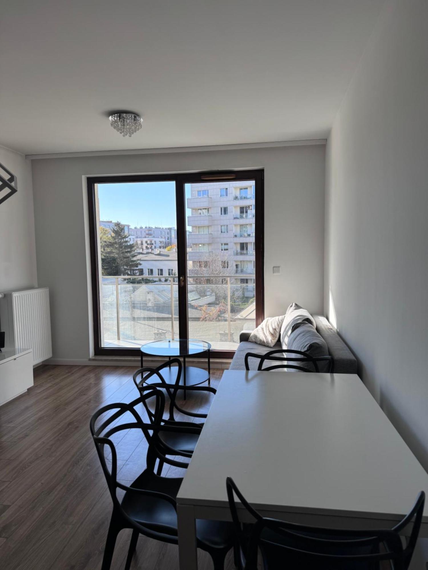 Comfort & Style 2-room And Free Parking Apartament *