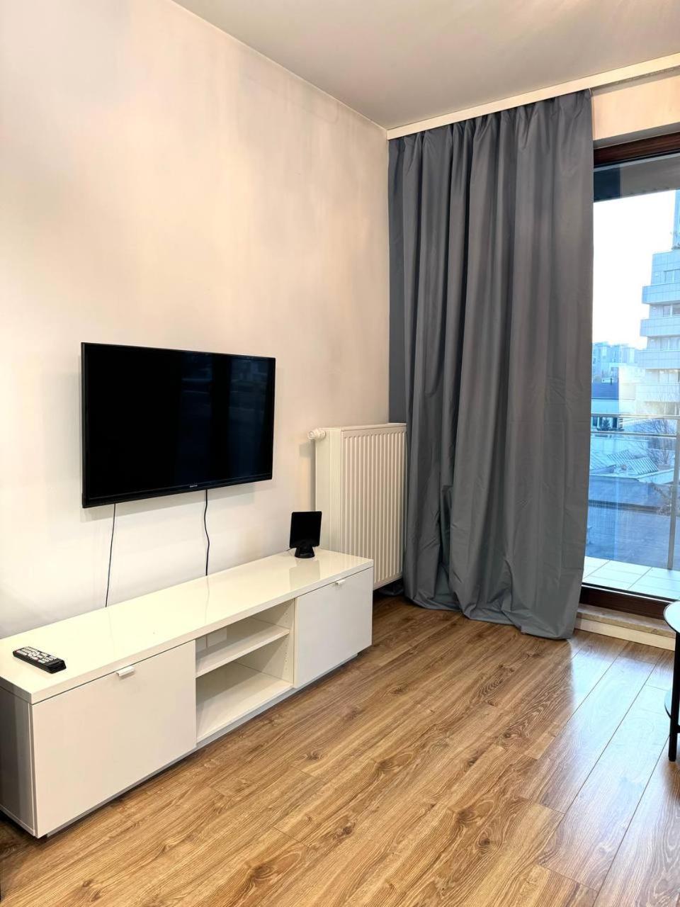 Apartament Comfort & Style 2-room And Free Parking *
